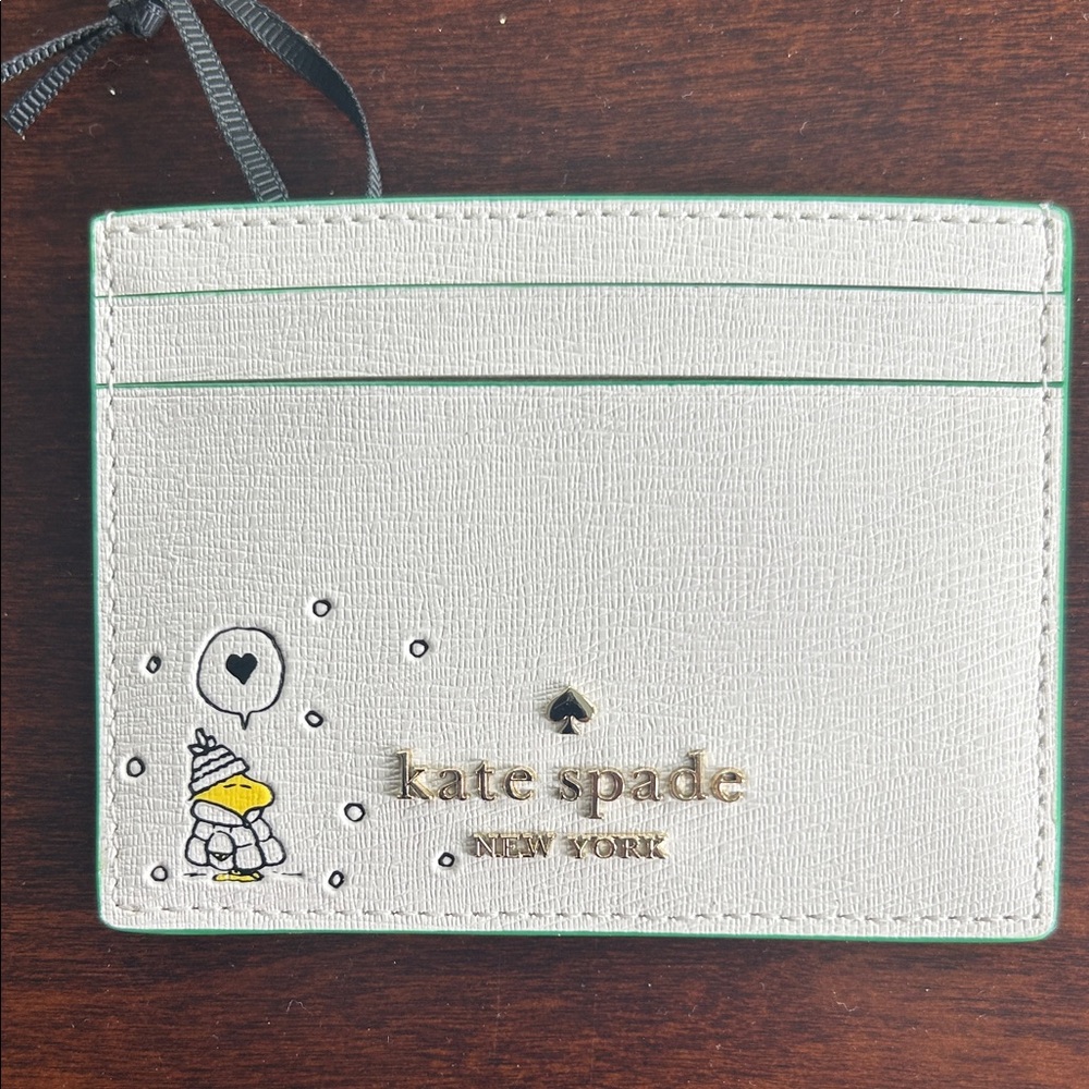 kate spade Snoopy Card Holder in Light Gray with Mint Trim Limited Edition - Picture 2 of 5